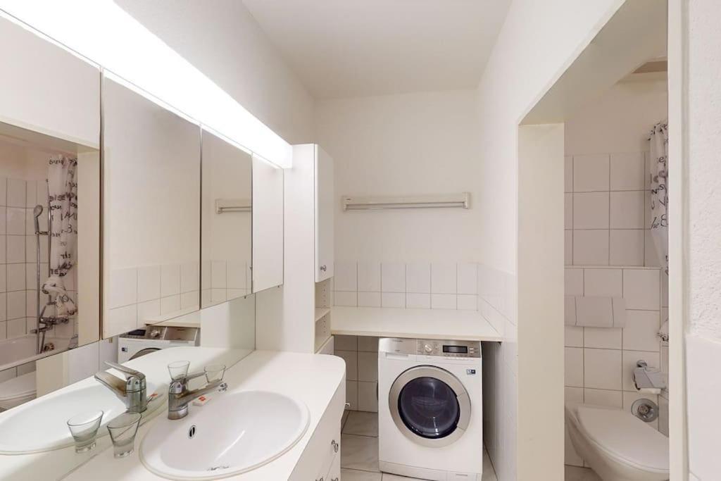 Executive 1 Bedroom Flat, City Center 취리히 외부 사진